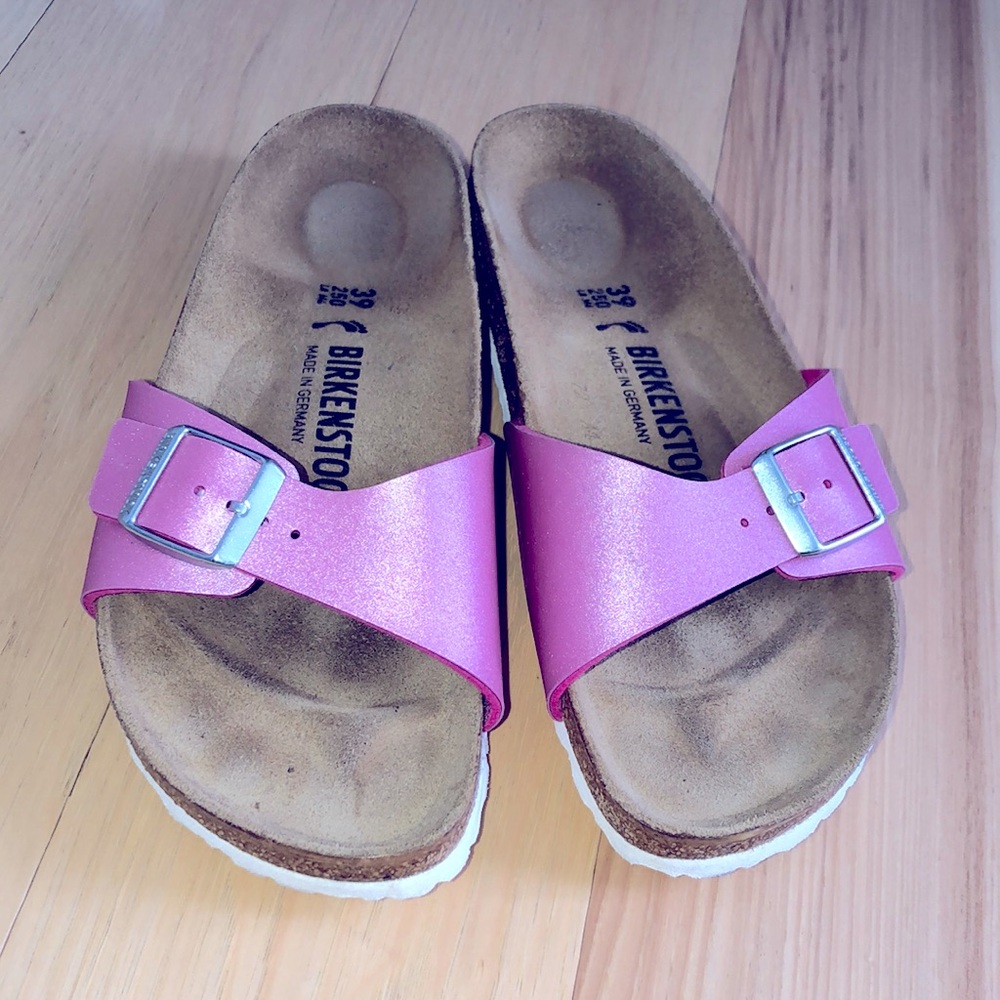 Birkenstock pink strap - worn only a couple of times size 39 womens